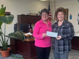 Beth Chamberland, Ed.D., superintendent, Auburn Public Schools; Tina Puzo, vice president, branch officer, bankHometown